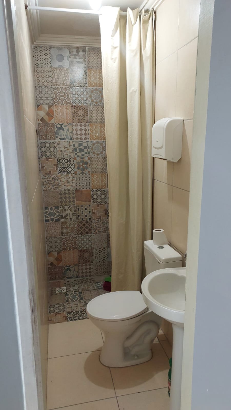 c4858919-566f-4fad-91a3-4fdd6930f6b1