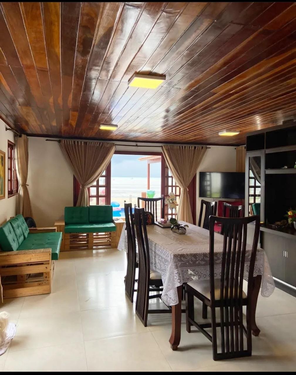 ff1909ee-de8d-44a0-a071-a5d8f34714c6